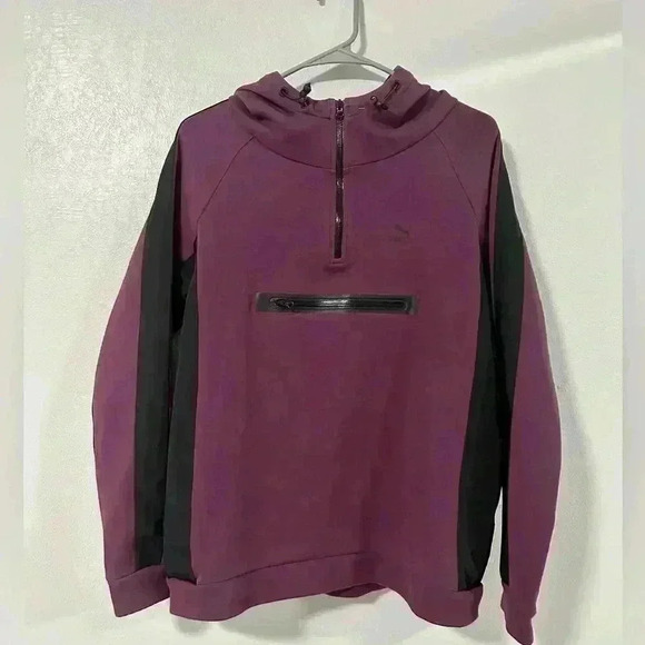 179. Puma Sweaters Puma Hoodie Color: Purple size M - Picture 1 of 4